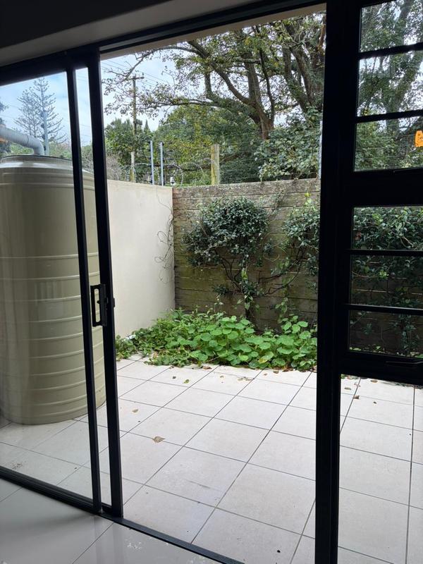 To Let 1 Bedroom Property for Rent in Grahamstown Eastern Cape